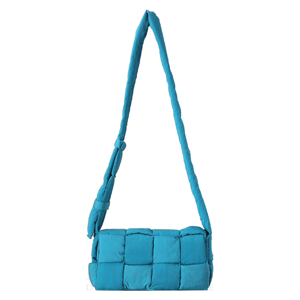 BOTTEGA VENETA(USED)보테가베네타 패딩 카세트 백